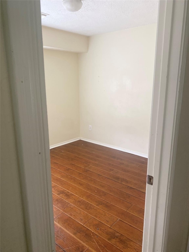 13064 Peppergate Lane - Photo 14