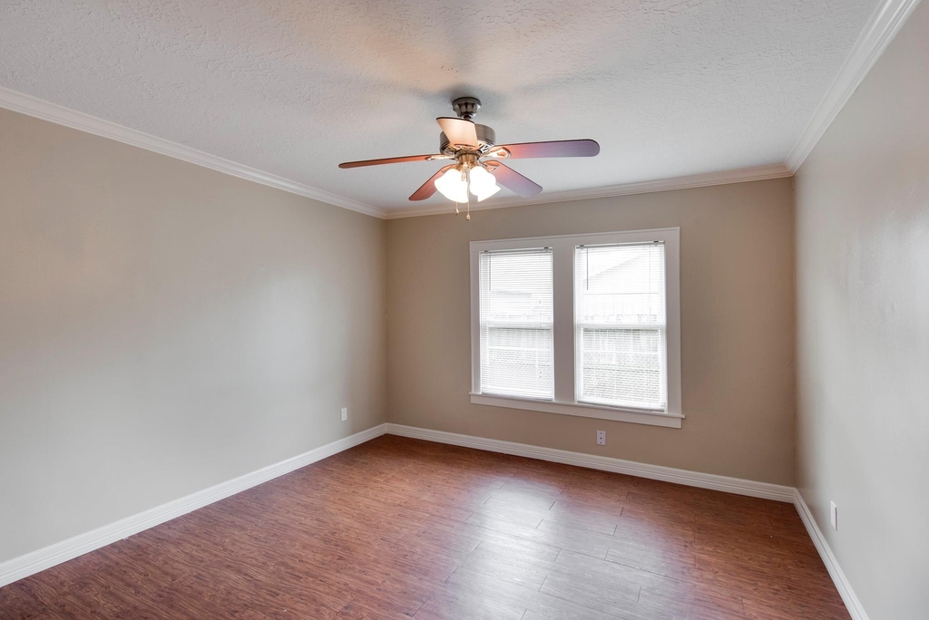 2612 Harvard Street - Photo 13