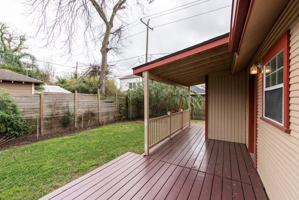 2612 Harvard Street - Photo 19