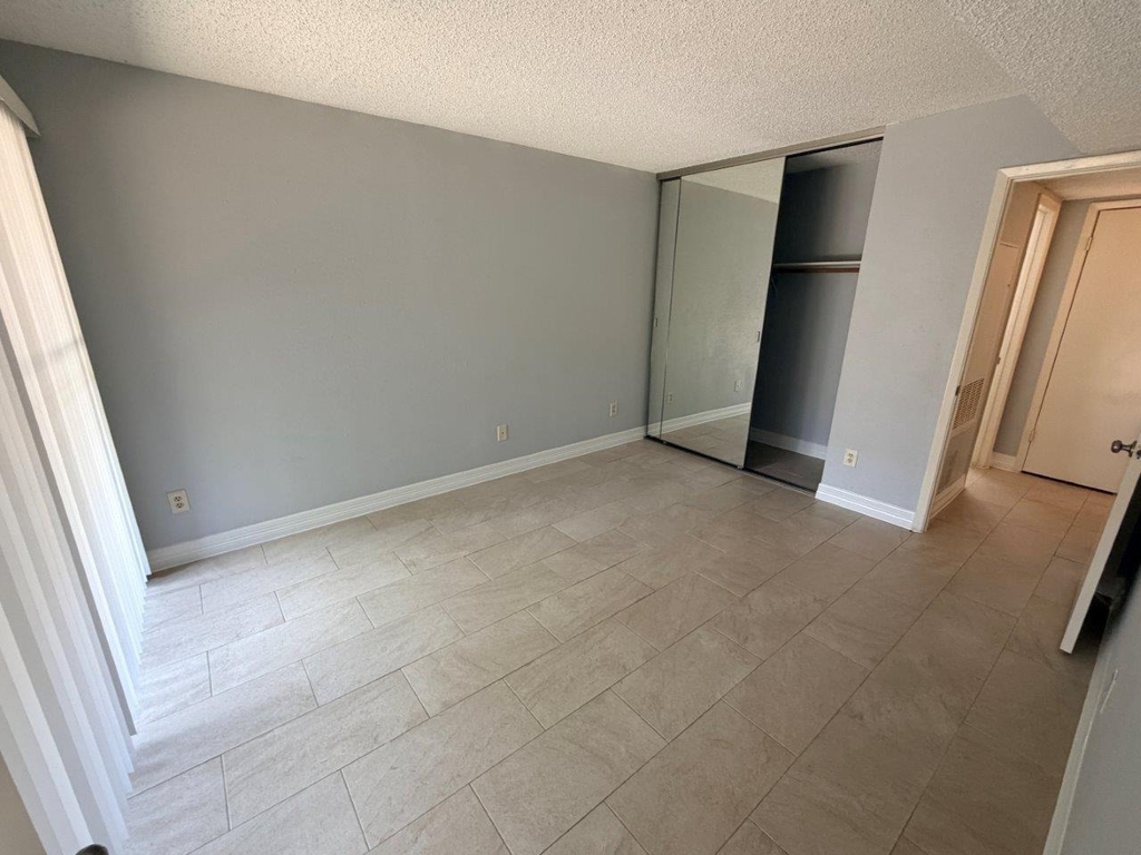 2510 Grants Lake Boulevard - Photo 5