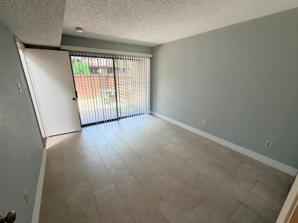 2510 Grants Lake Boulevard - Photo 6