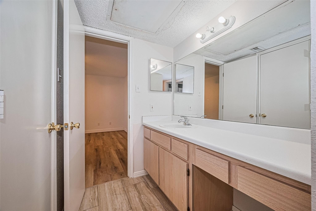 2750 Holly Hall Street - Photo 13