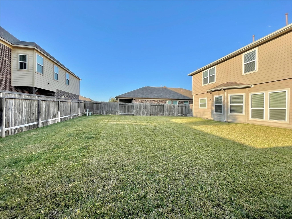 14903 Vinegrove Falls Court - Photo 20