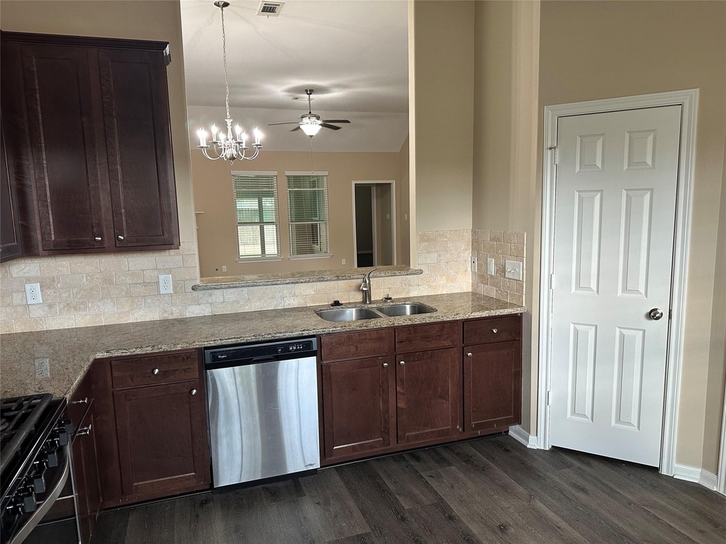 984 Arbor Glen - Photo 10