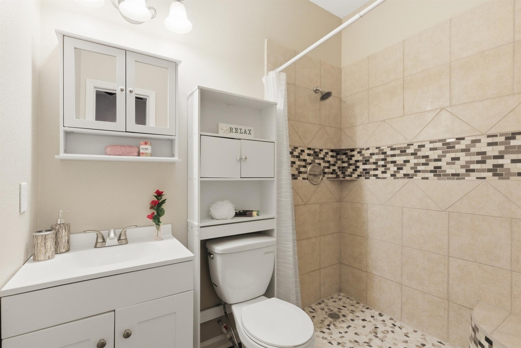 313 Grand Avenue - Photo 13