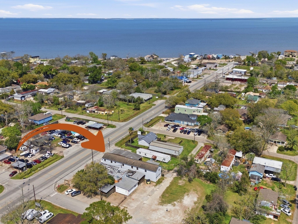 313 Grand Avenue - Photo 2