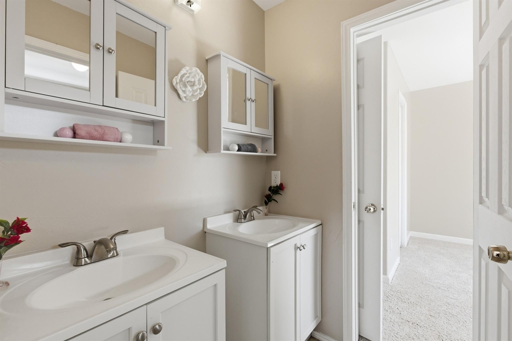 313 Grand Avenue - Photo 33