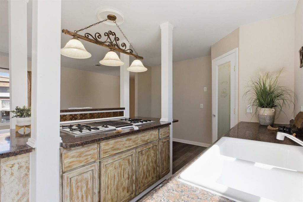 313 Grand Avenue - Photo 26