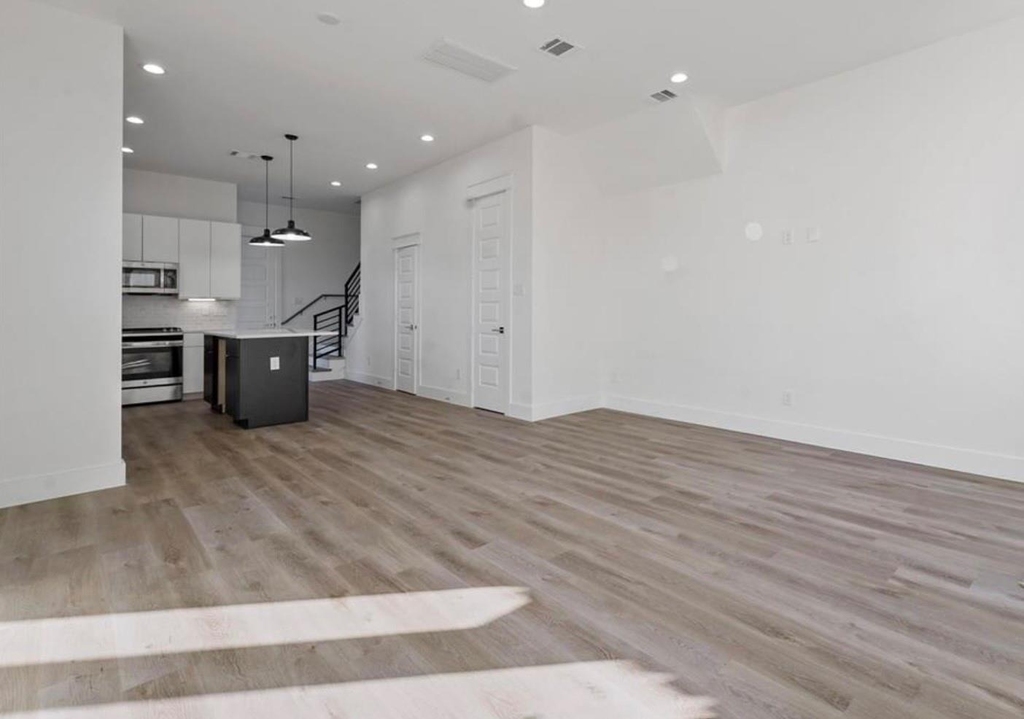 5404 Margarita Street - Photo 2
