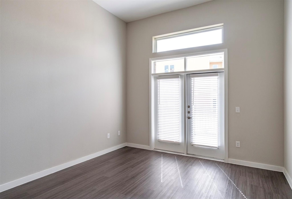 800 N Fm 3083 Rd W - Photo 3