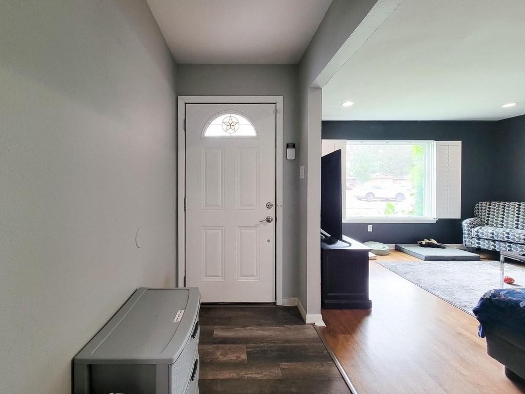 4405 W 43rd Street - Photo 3
