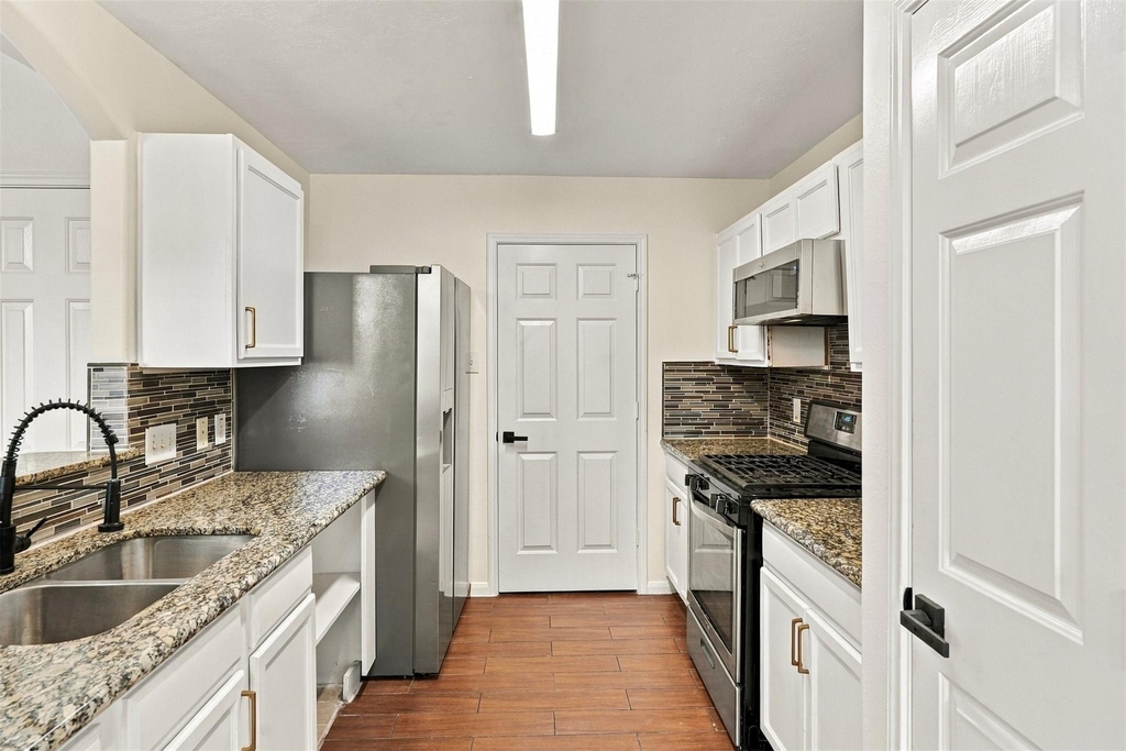 7842 Winding Creek View - Photo 11
