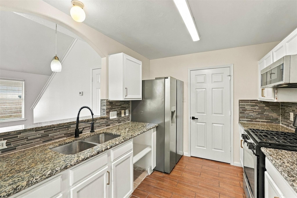 7842 Winding Creek View - Photo 12