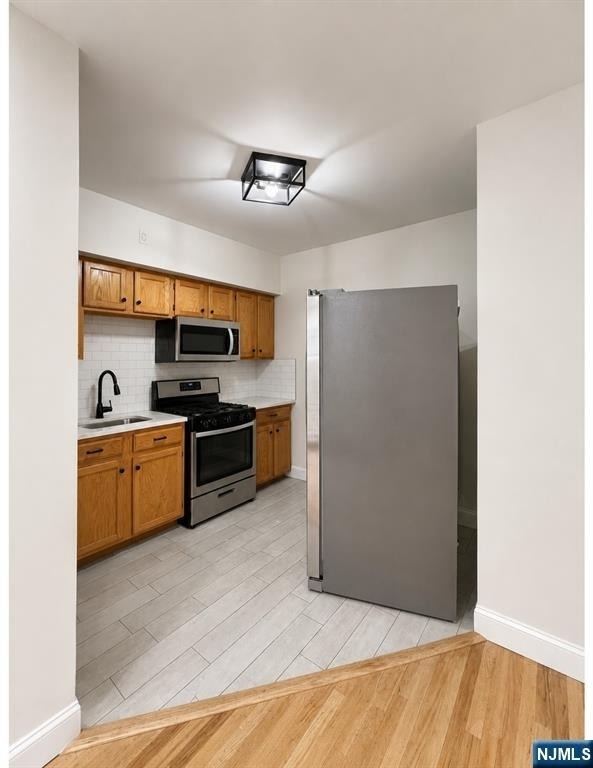 675 Joralemon - Photo 1