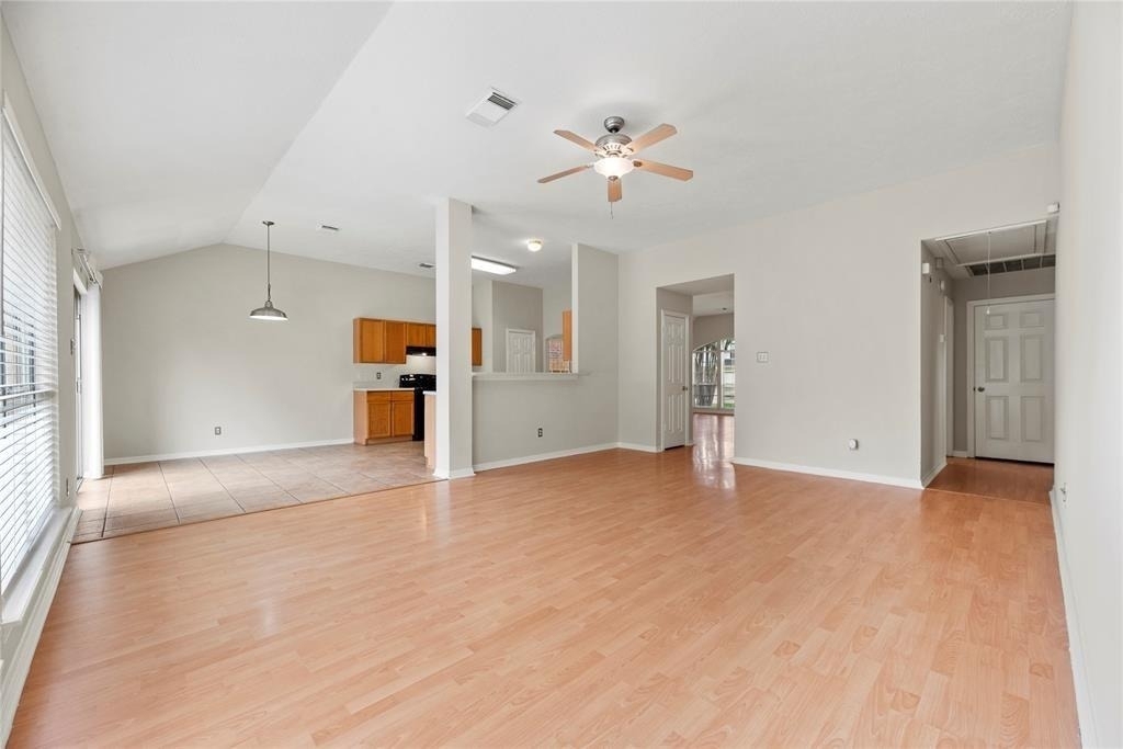 6422 Founding Drive - Photo 10
