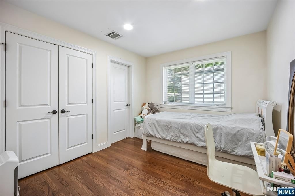 39 Grove - Photo 15