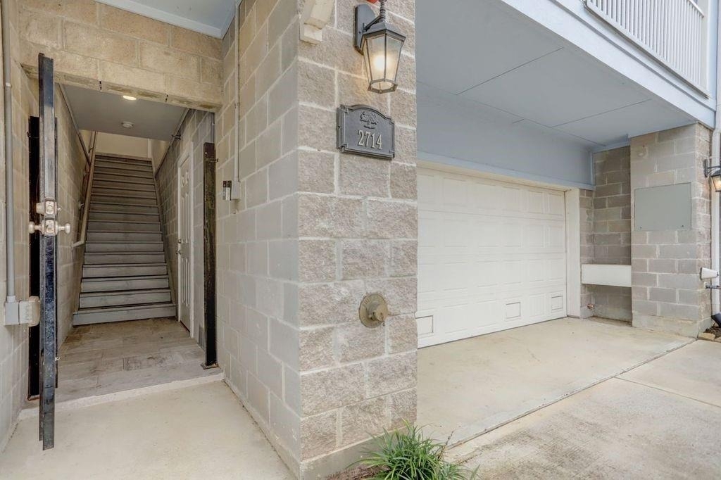 2714 Veranda Falls - Photo 24