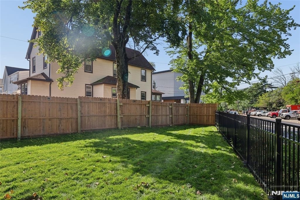 47 Mahan - Photo 2