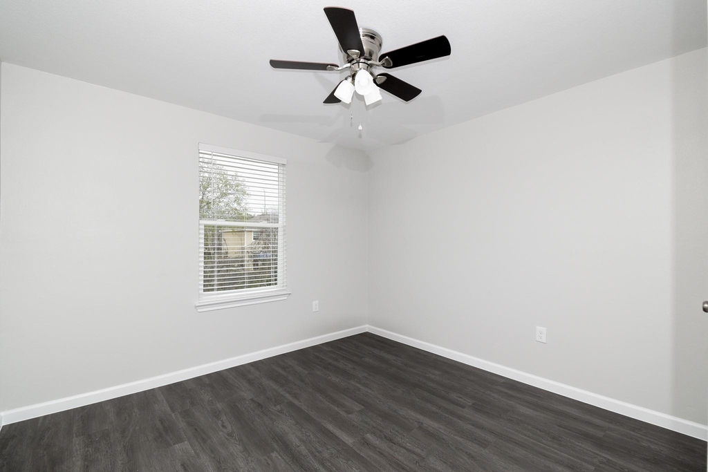 4719 19th Street - Photo 10