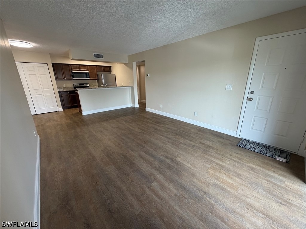 5321 Summerlin Road - Photo 2
