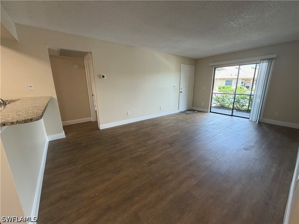 5321 Summerlin Road - Photo 3