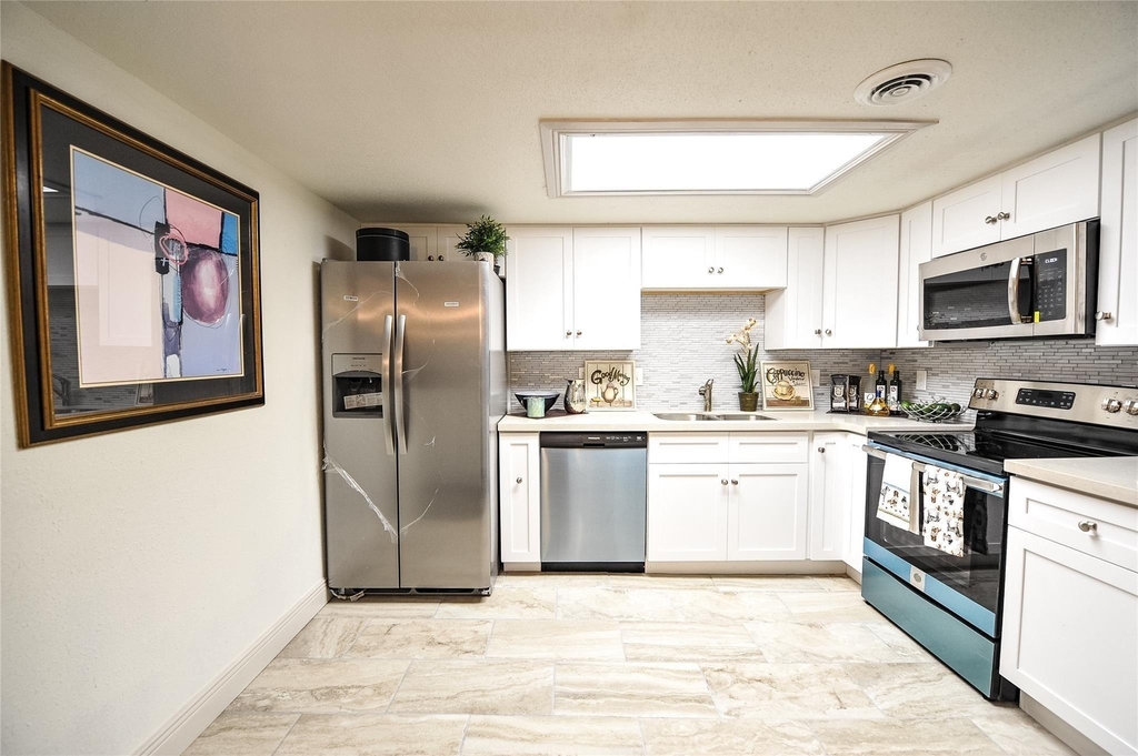 12633 Memorial Drive - Photo 4