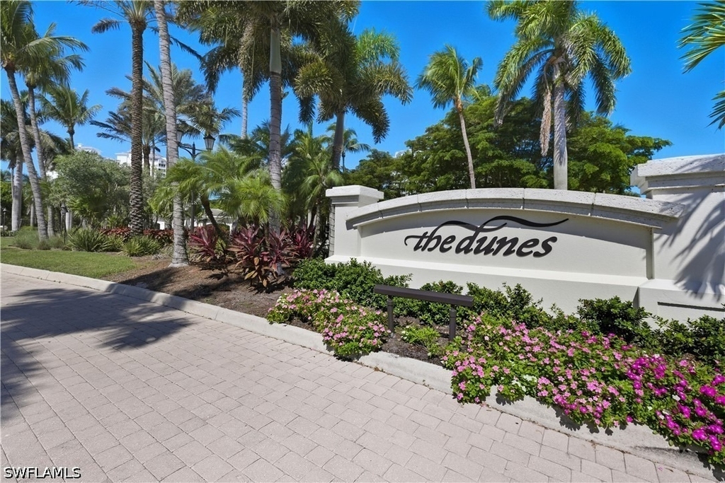 275 Indies Way - Photo 0