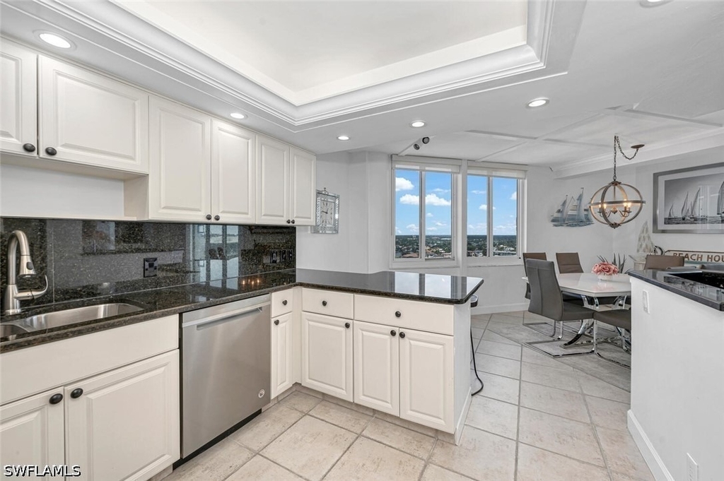 4041 Gulf Shore Boulevard N - Photo 4
