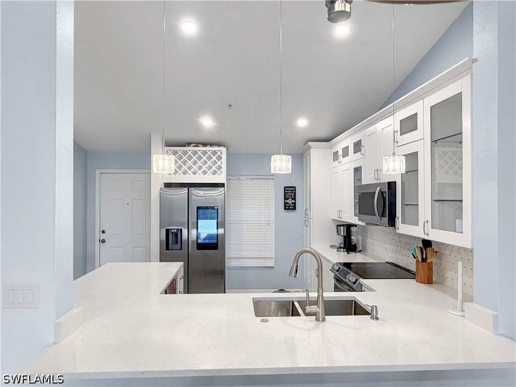 9660 Victoria Lane - Photo 4