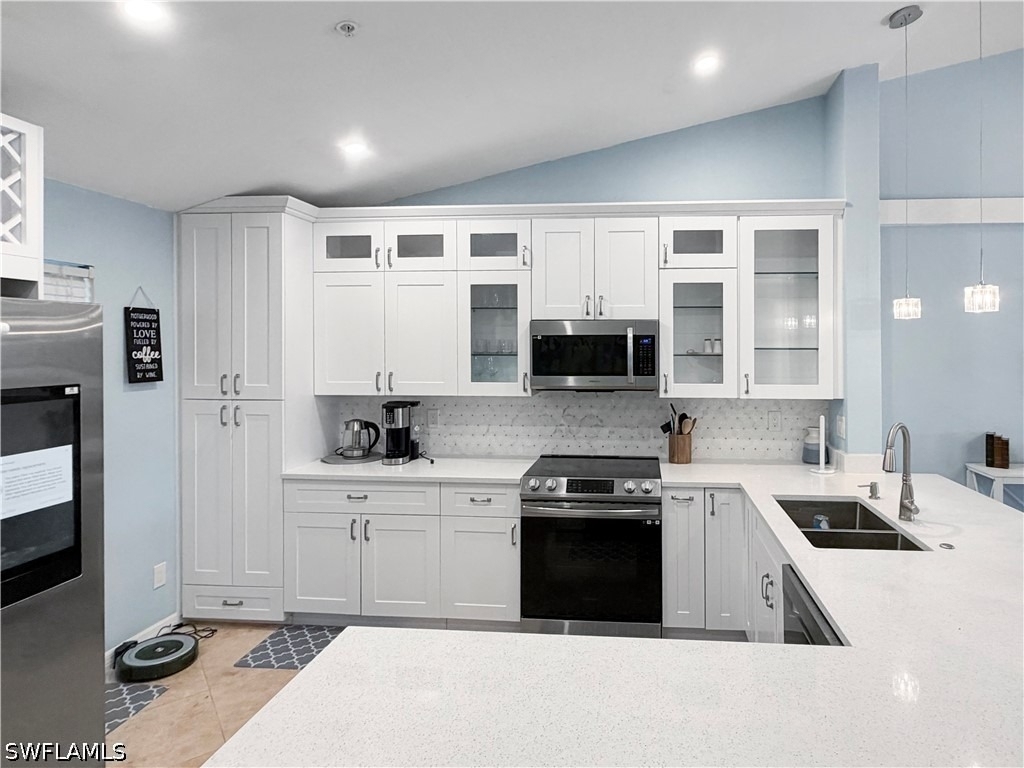 9660 Victoria Lane - Photo 3