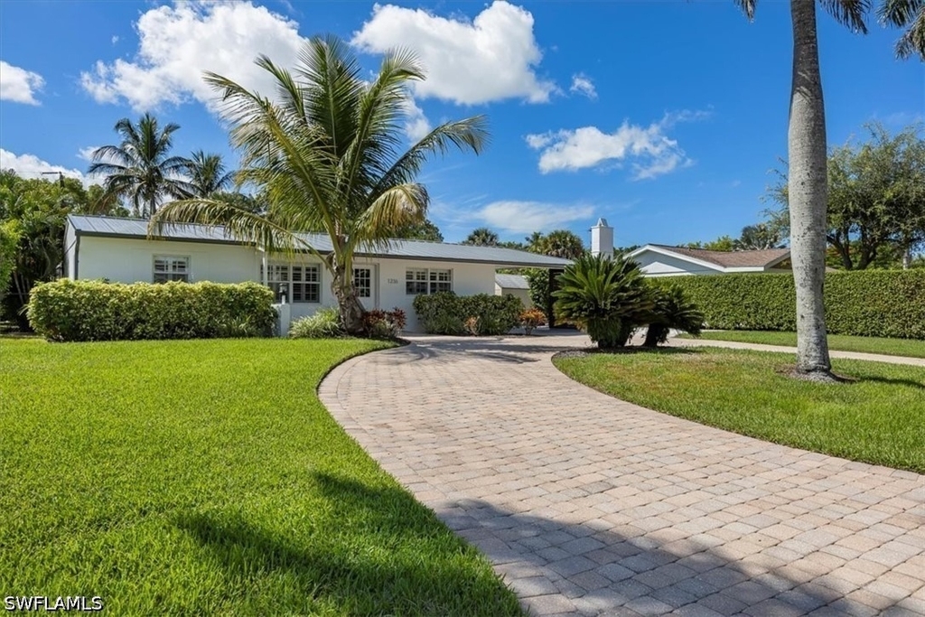 1236 13th Avenue N - Photo 1