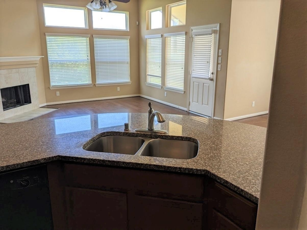 9427 Fossil Canyon Drive - Photo 4