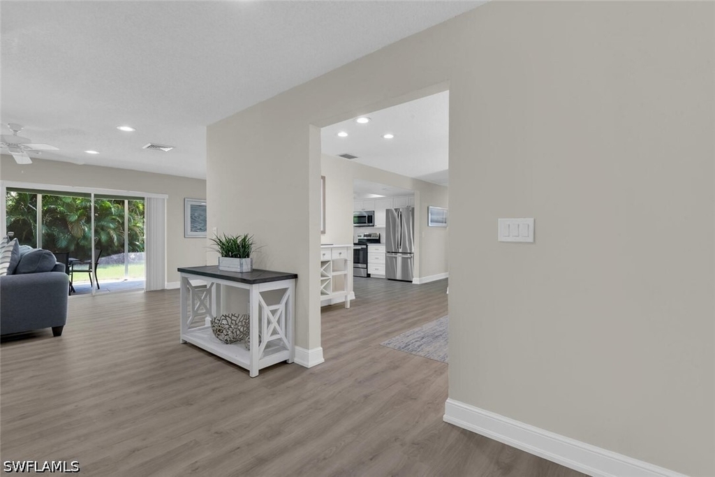 150 1st Avenue N - Photo 2