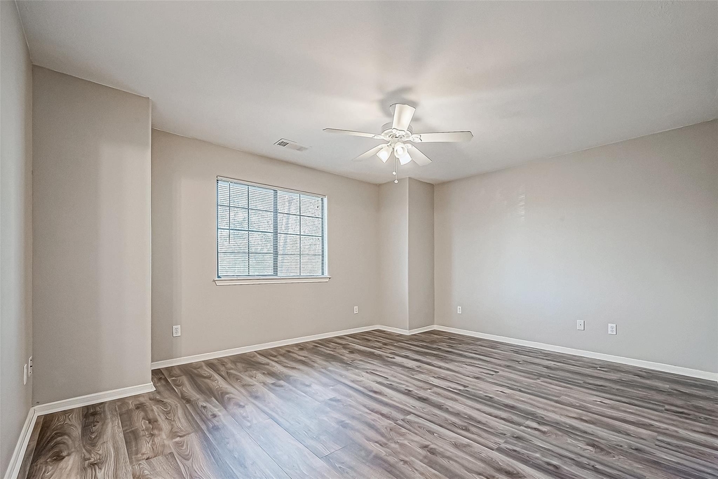 10043 Morocco Road - Photo 23