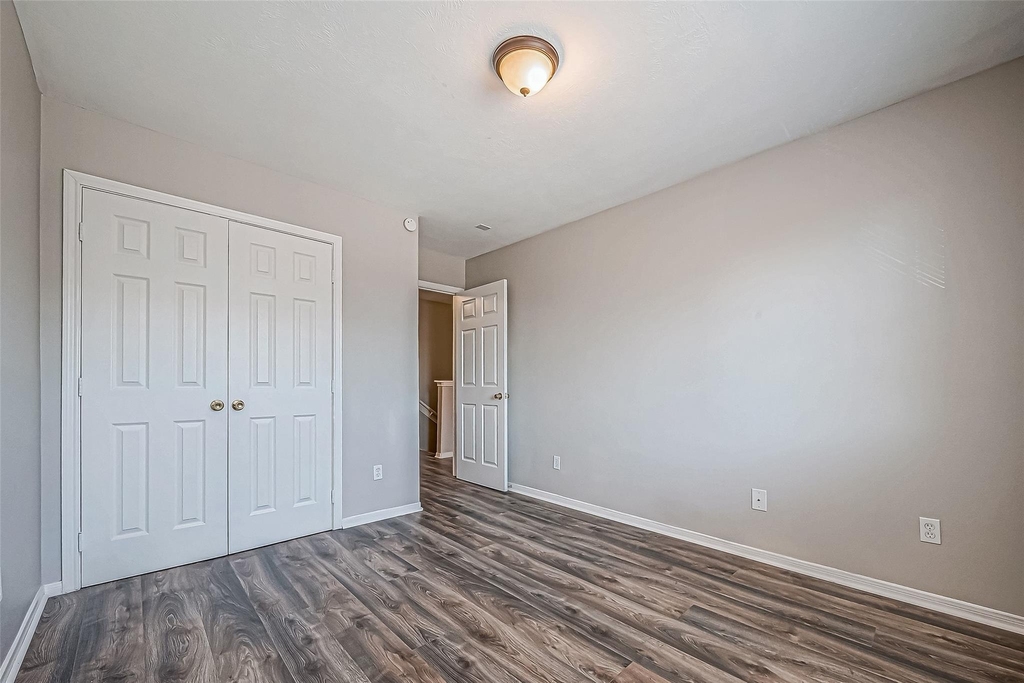 10043 Morocco Road - Photo 34