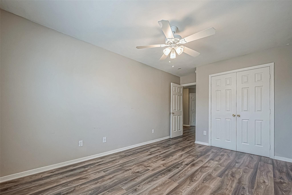 10043 Morocco Road - Photo 38