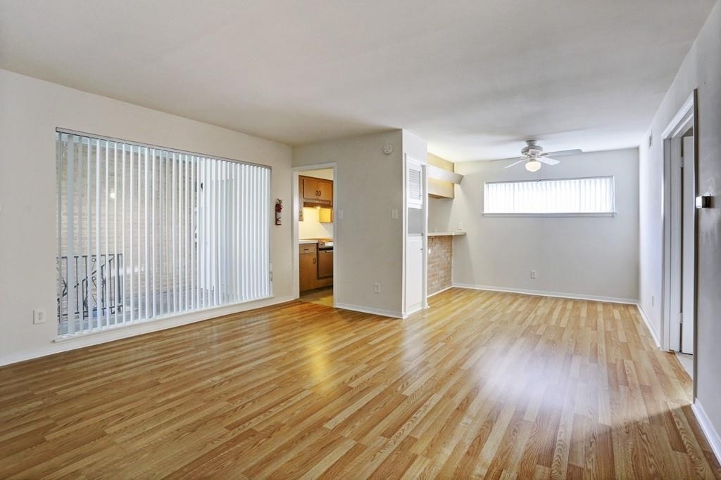3703 Roseland Street - Photo 1
