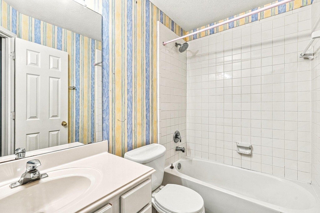 1307 Sandpiper Court S - Photo 18