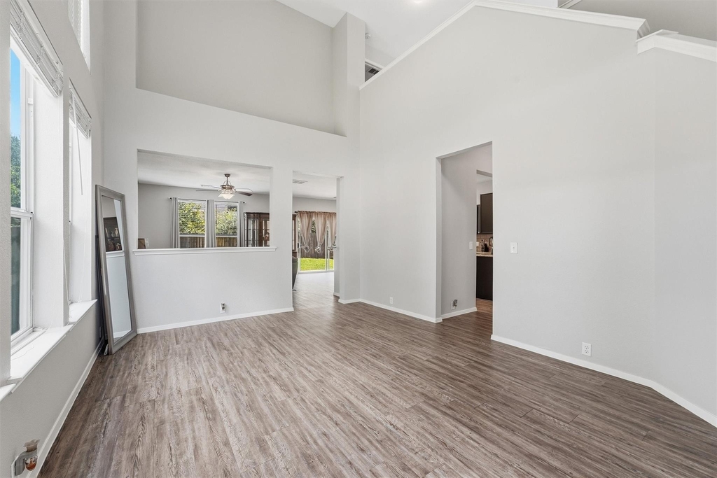 2903 Edgewick Elm Street - Photo 4