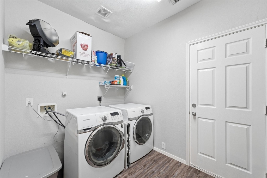 2903 Edgewick Elm Street - Photo 22