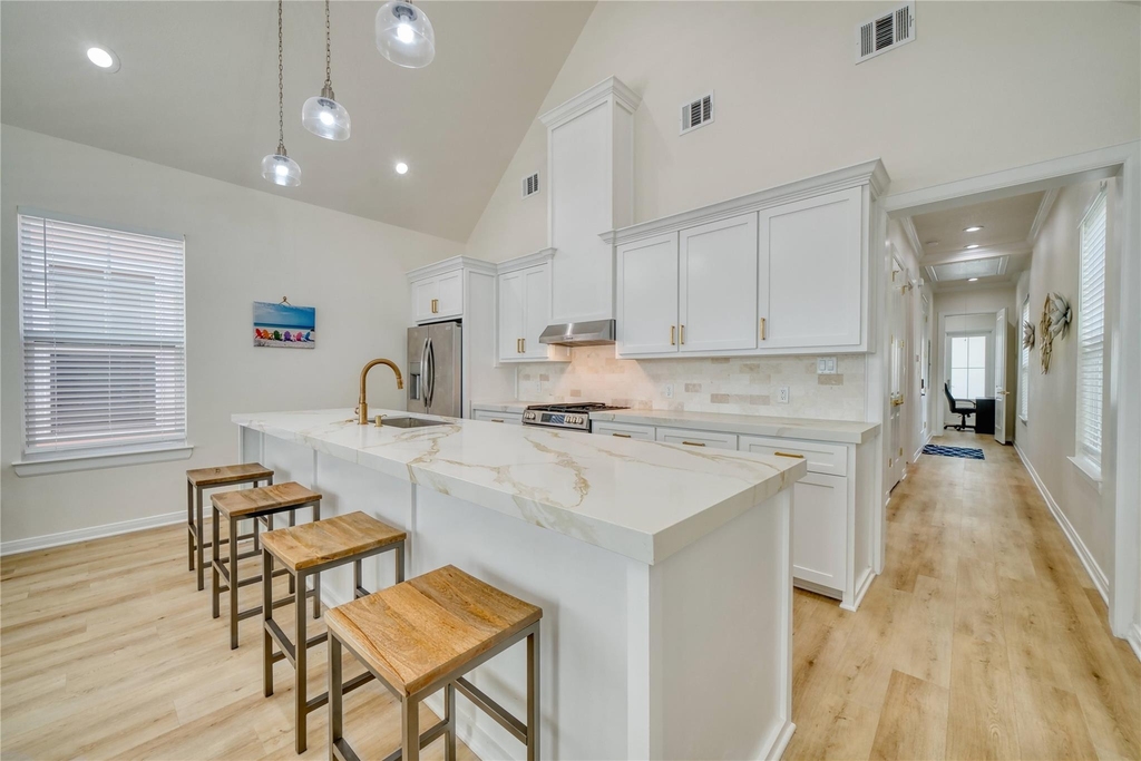 1102 62nd Street - Photo 2