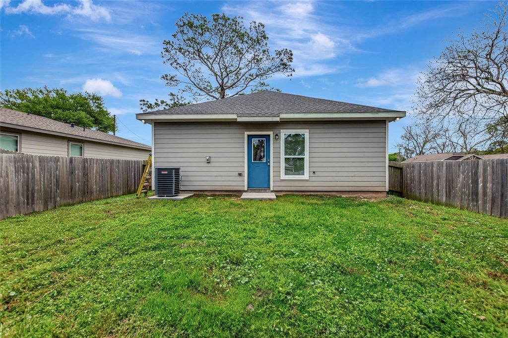 2030 Rosalee Street - Photo 15