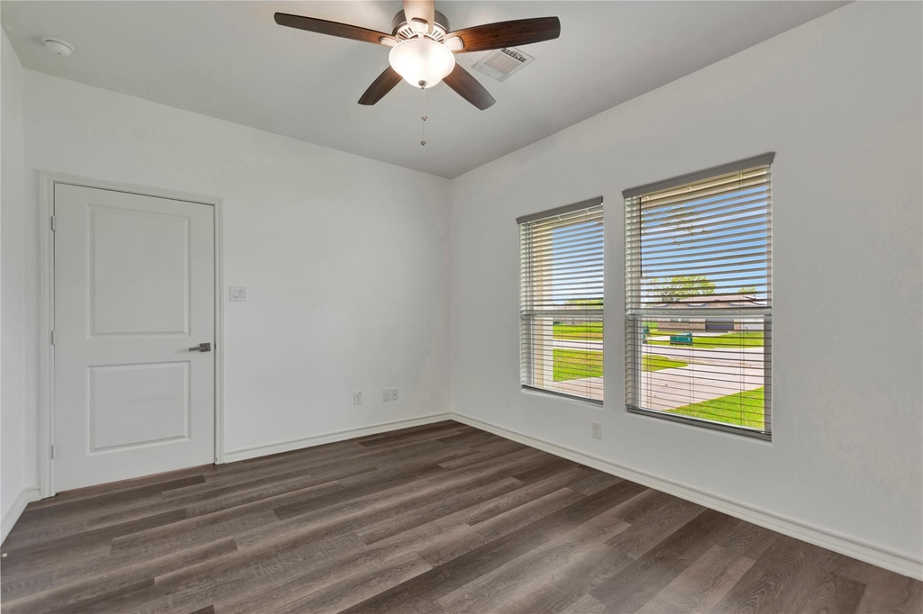 2030 Rosalee Street - Photo 8