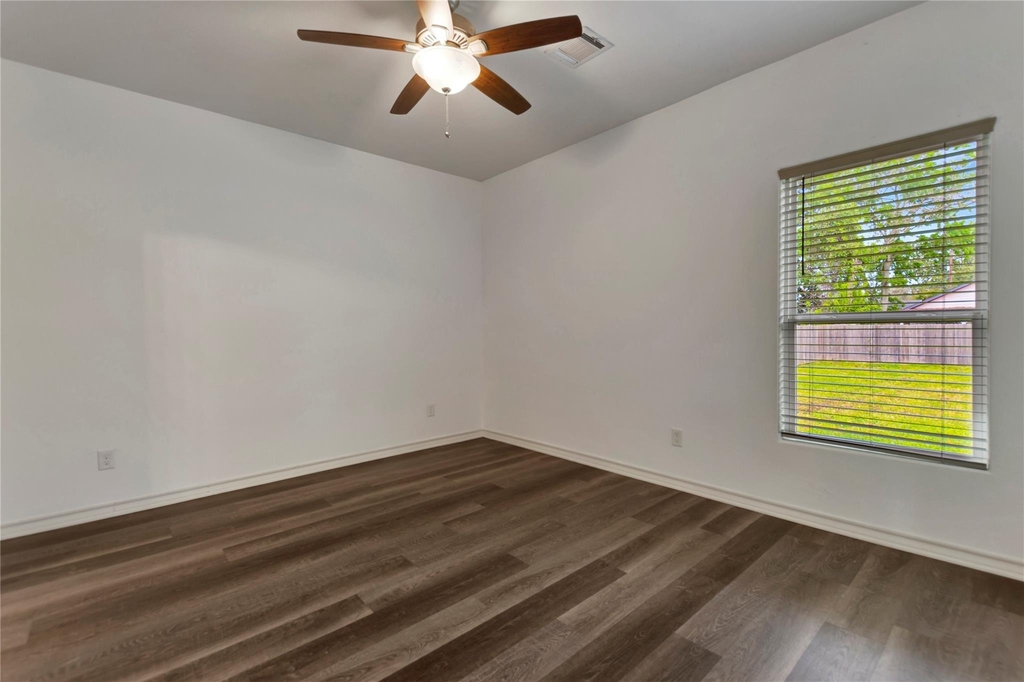 2030 Rosalee Street - Photo 11
