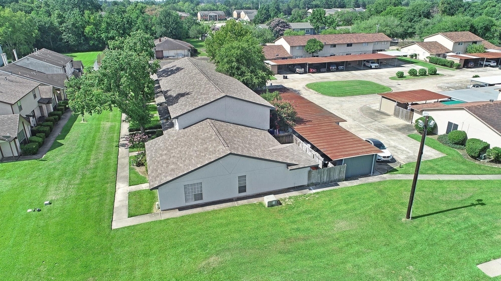 1833 Country Village Boulevard - Photo 26