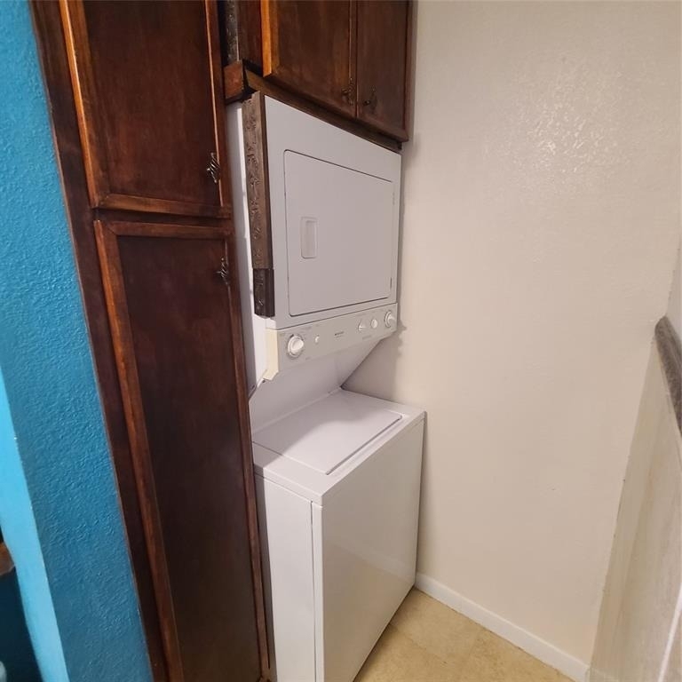 1849 Marshall Street - Photo 34