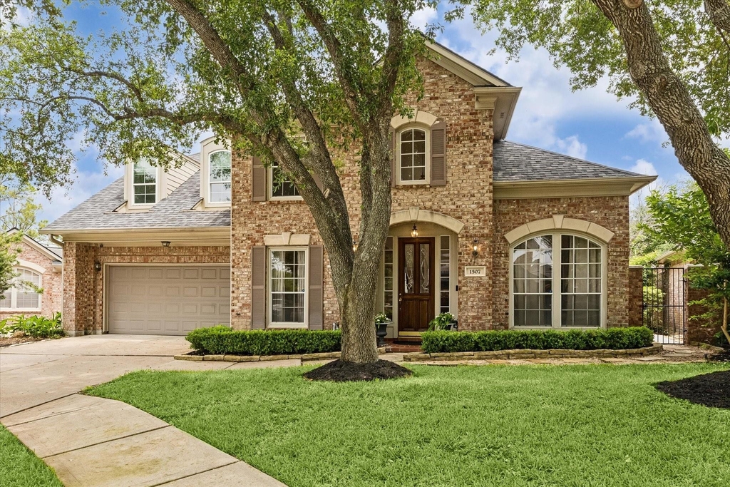 1507 Kennebeck Place - Photo 0