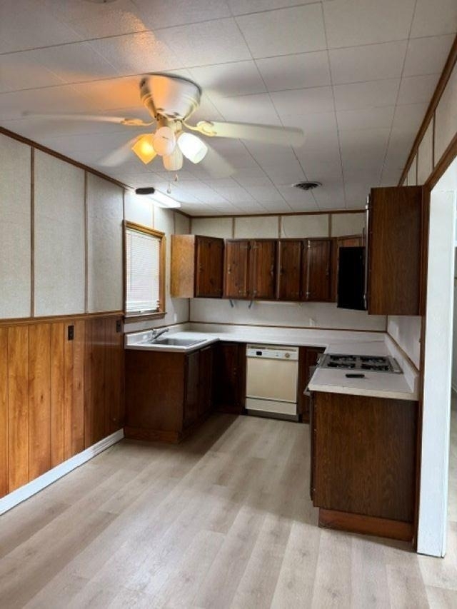 2524 Central Boulevard - Photo 3