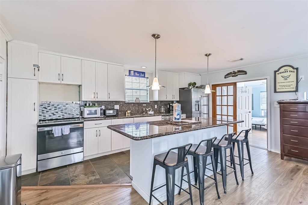 3917 3rd Street - Photo 6