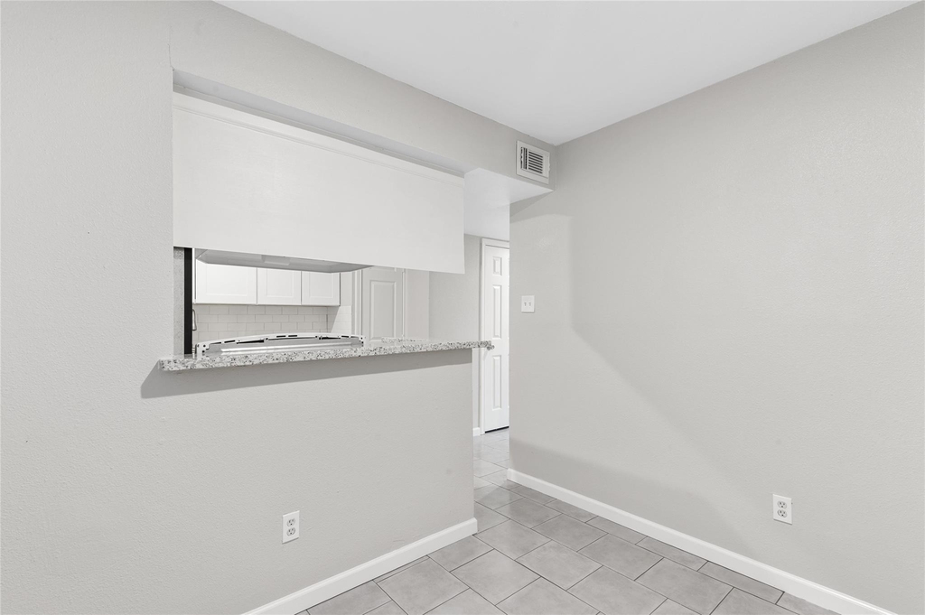 1701 Upland Drive - Photo 5